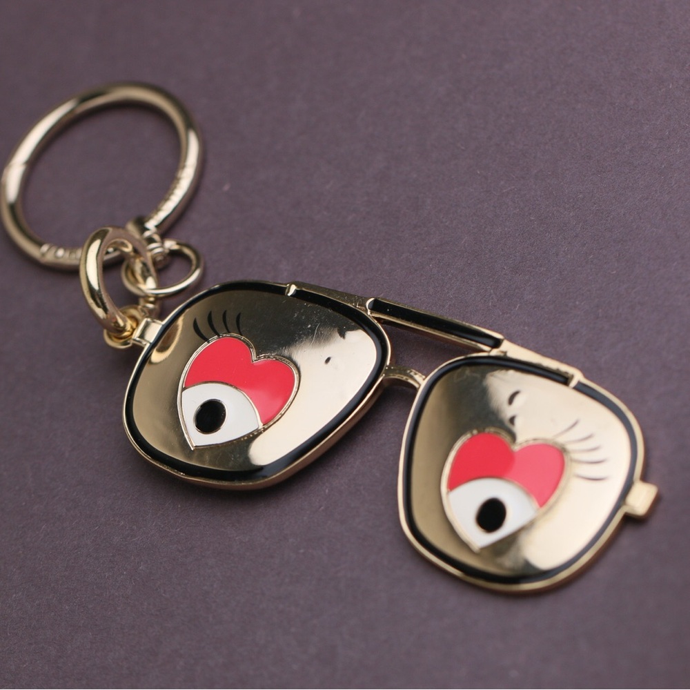 Defected Henri Bendel Glasses Key Ring